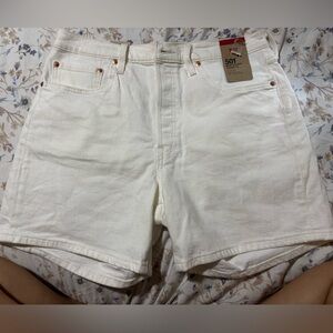 Levi's Women's Cream Jean Shorts